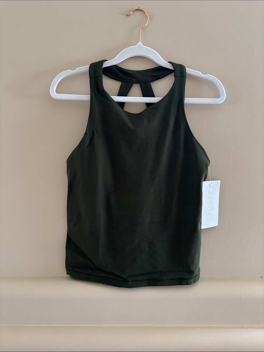 Athleta Transcend Built-In Bra Tank. Aspen Olive. Small. NWT.